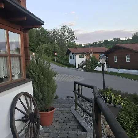Golfchalet Uttlau Бад-Грисбах