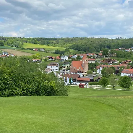 Golfchalet Uttlau Apartment *